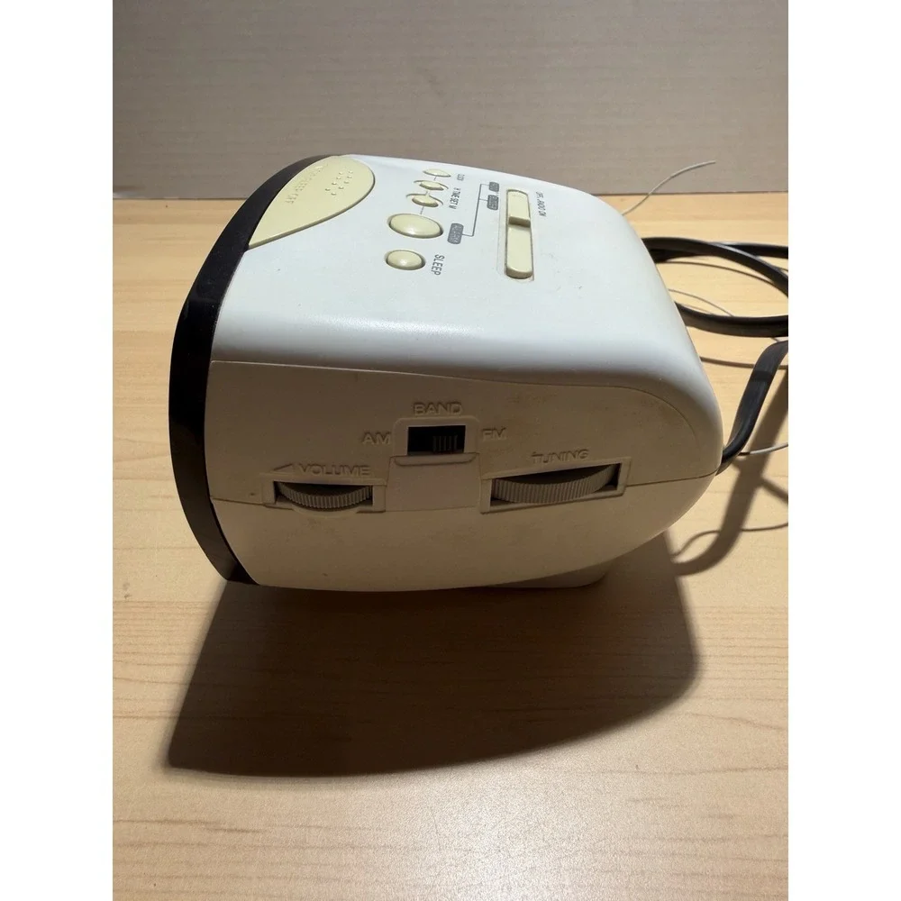 Sony Dream Machine White Clock Radio Alarm Clock ICF-C11 Vintage